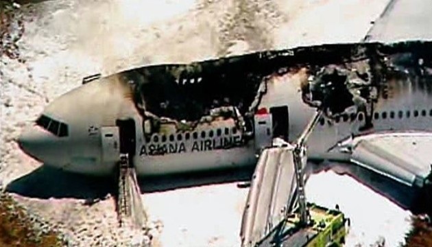 Boeing 777 crashed and burned